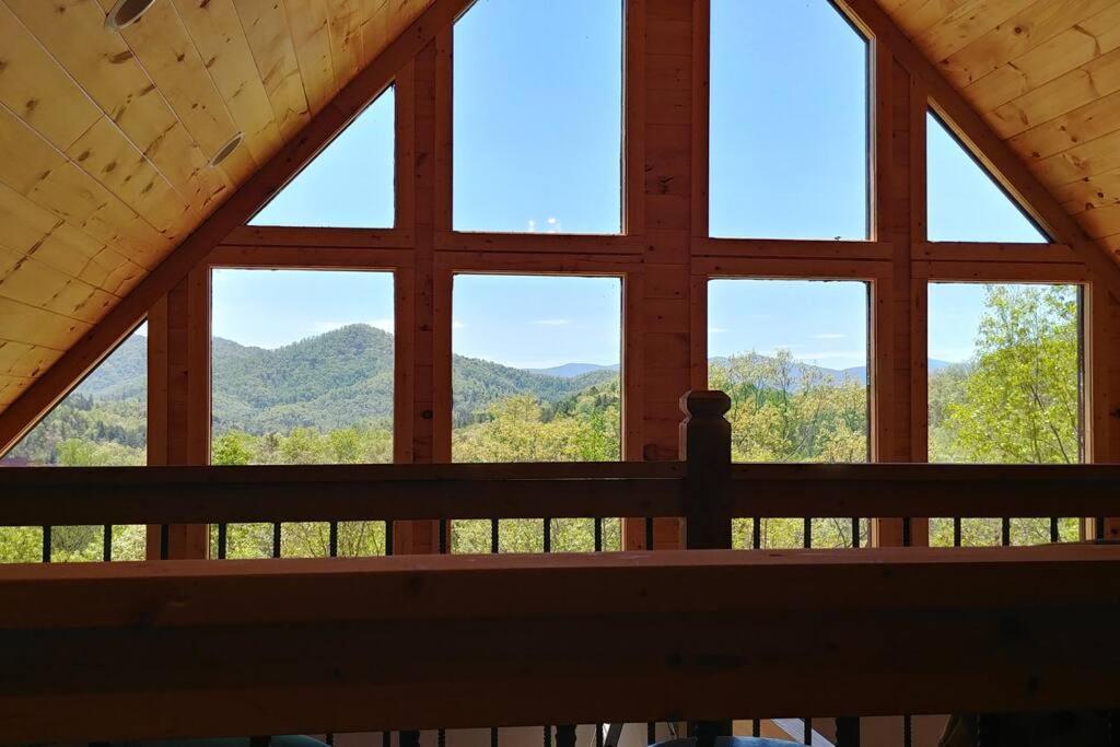 Peace Of Heaven ~ Modern Chic Cabin W/ Majestic Mountain Views Bryson City Exterior photo