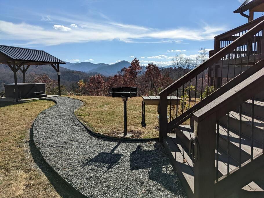 Peace Of Heaven ~ Modern Chic Cabin W/ Majestic Mountain Views Bryson City Exterior photo