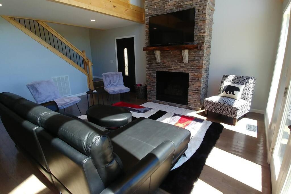 Peace Of Heaven ~ Modern Chic Cabin W/ Majestic Mountain Views Bryson City Exterior photo