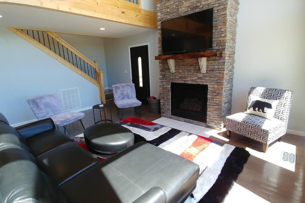 Peace Of Heaven ~ Modern Chic Cabin W/ Majestic Mountain Views Bryson City Exterior photo