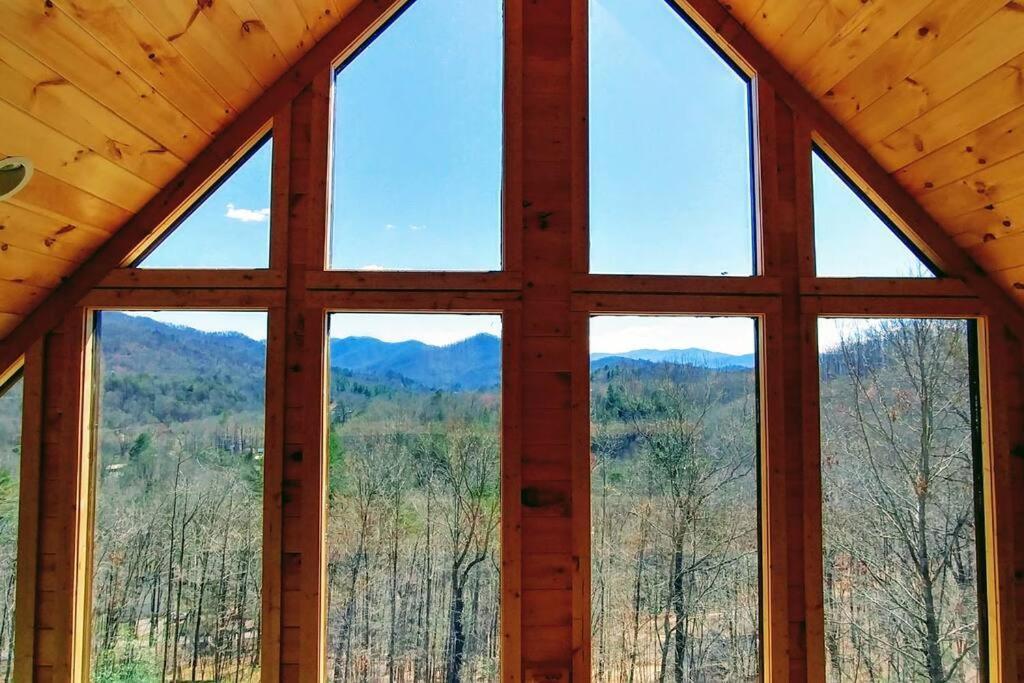 Peace Of Heaven ~ Modern Chic Cabin W/ Majestic Mountain Views Bryson City Exterior photo